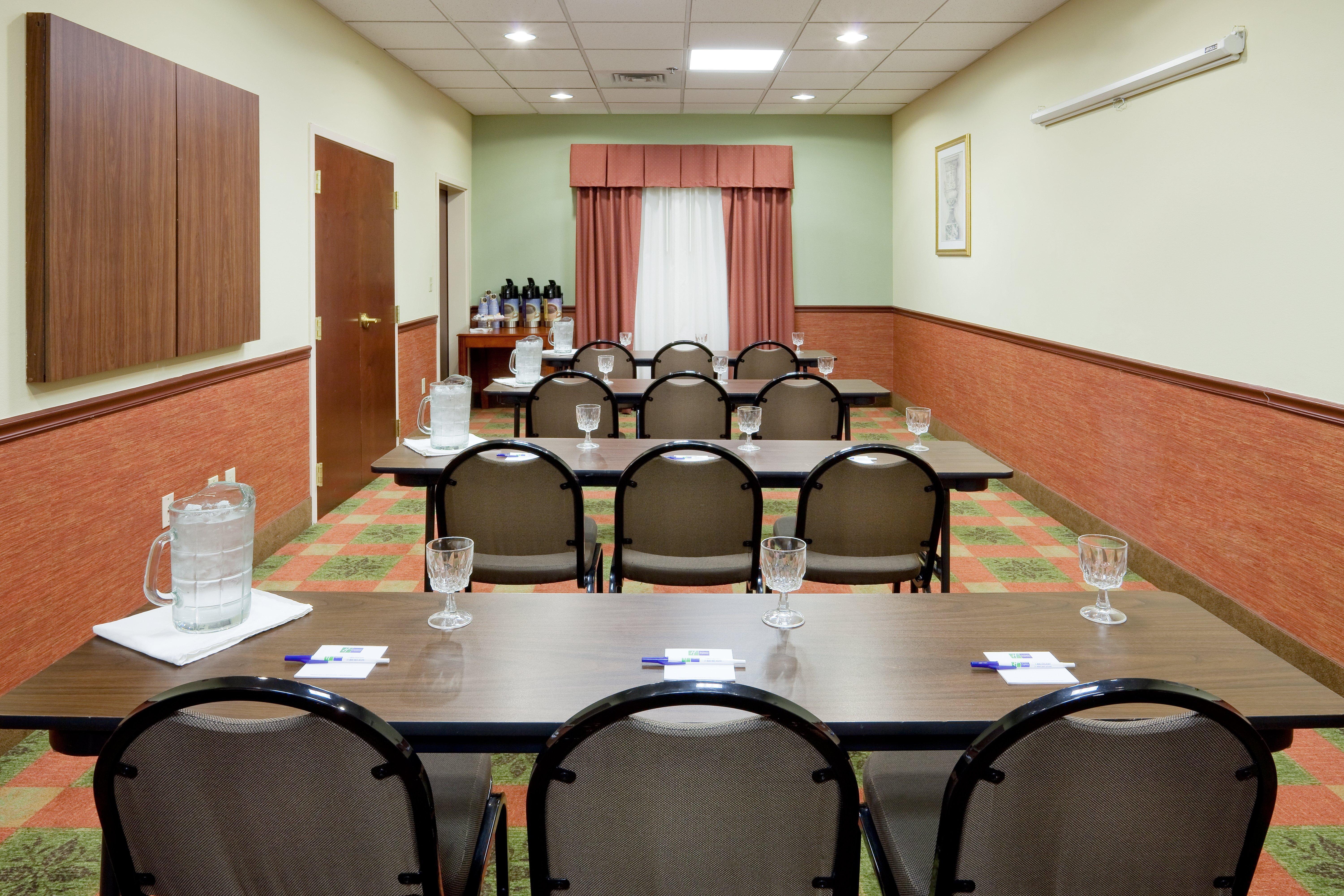 Holiday Inn Express And Suites Quakertown - Allentown Area By Ihg Exterior foto